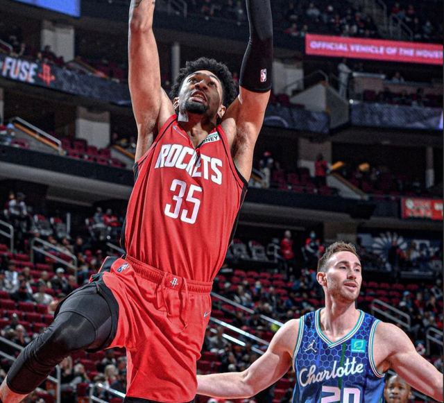 爱游戏电竞 -欧篮联季后赛首轮