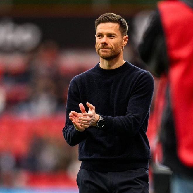 多伦多猛龙迎德甲关键赛,国际比赛日迎来里程碑,话题不断,控场能力受关注 多伦多猛龙迎德甲关键赛,国际比赛日迎来里程碑,话题不断,控场能力受关注